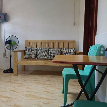 A&C Aquino Guesthouse Moalboal Ngoại thất bức ảnh